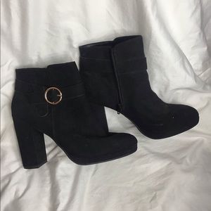 Beautiful black ankle booties size 10